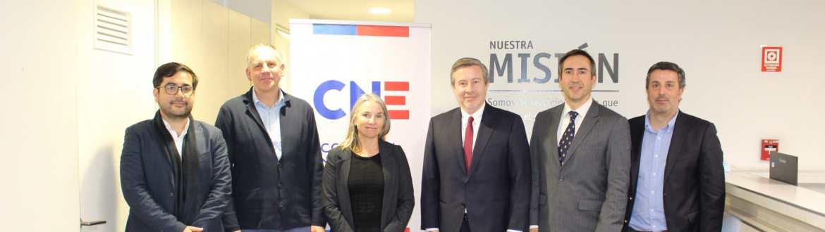 AGR presenta propuestas para fortalecer la competencia y la transición energética en reunión con la CNE