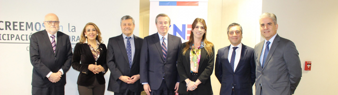 Nuevo Consejo Directivo del Coordinador Eléctrico Nacional visita la CNE para abordar desafíos del sector energético
